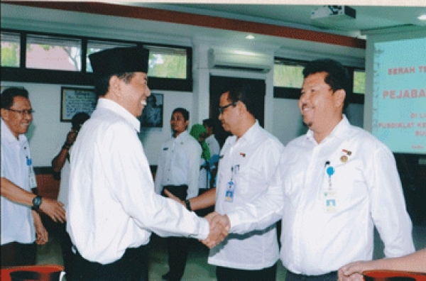 Serah Terima Jabatan Administrator